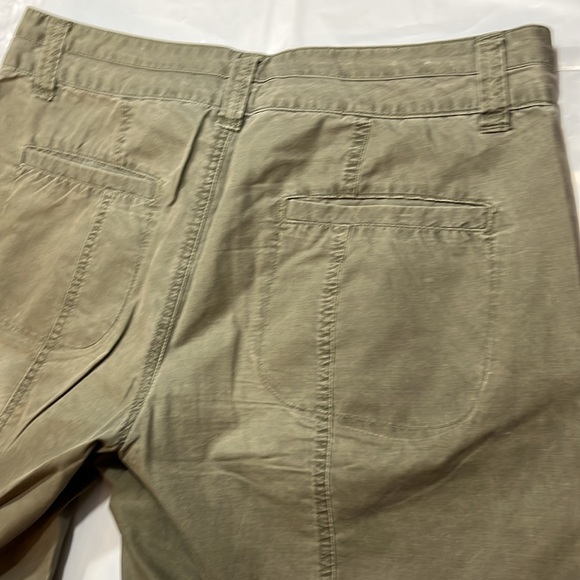 Y2K Columbia army GREEN capri pants canvas light weight zip pockets size 10 hike - Picture 14 of 16